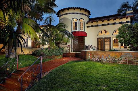 2036 Coast Blvd