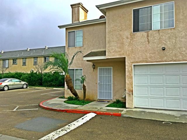 573 La Rue Way