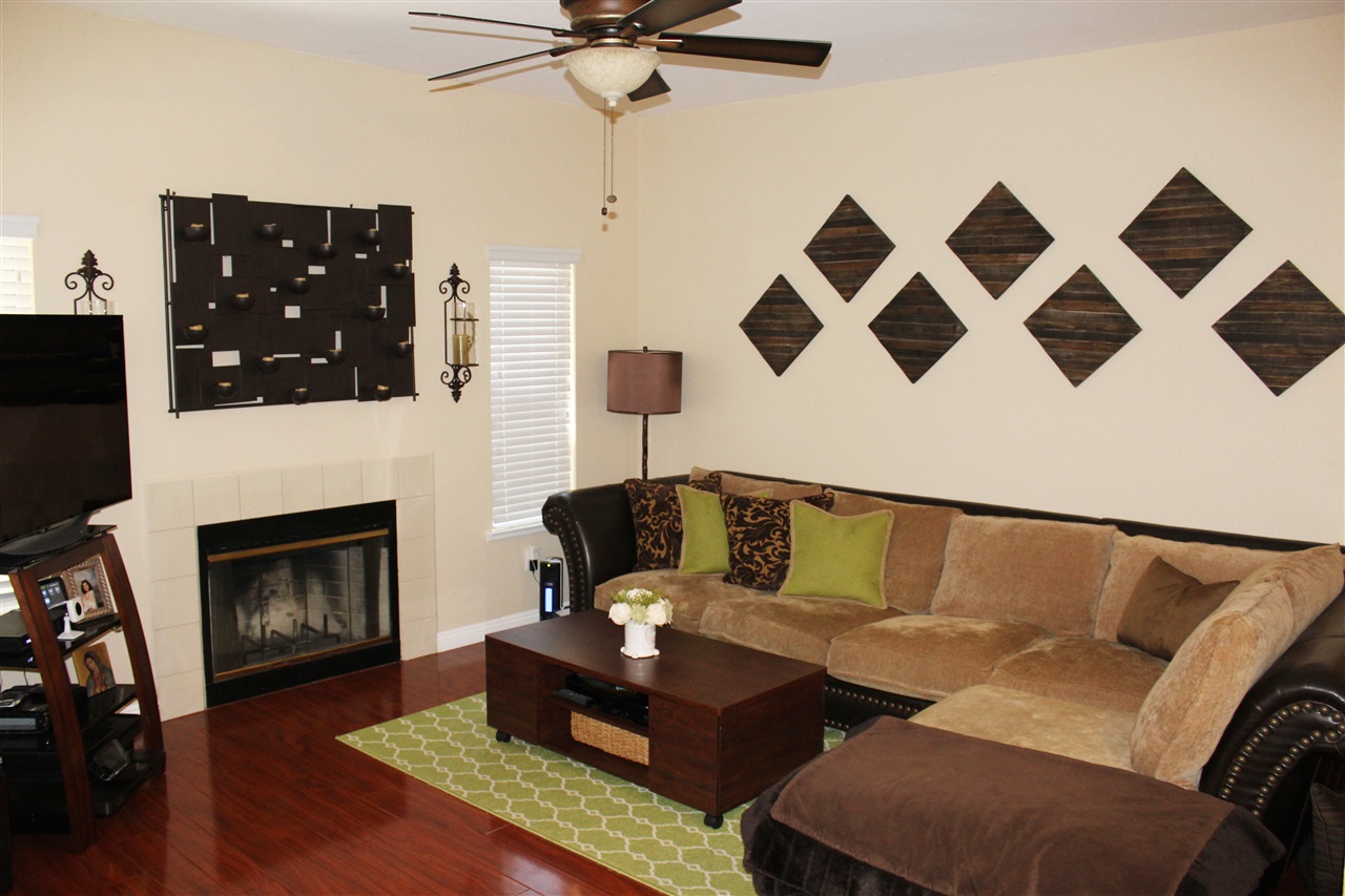 12083 Calle De Montana #220 El Cajon, CA 92019