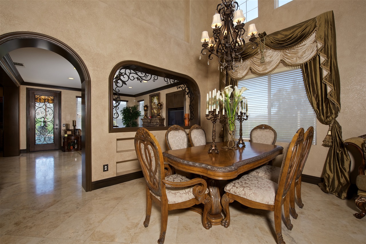 1601 Emerald Point Ct El Cajon, CA 92019