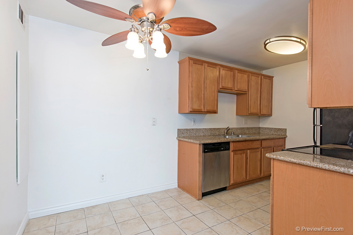 4240 Menlo Ave #5