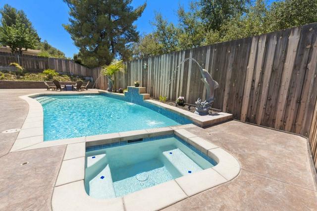 13621 Braeswood Ter