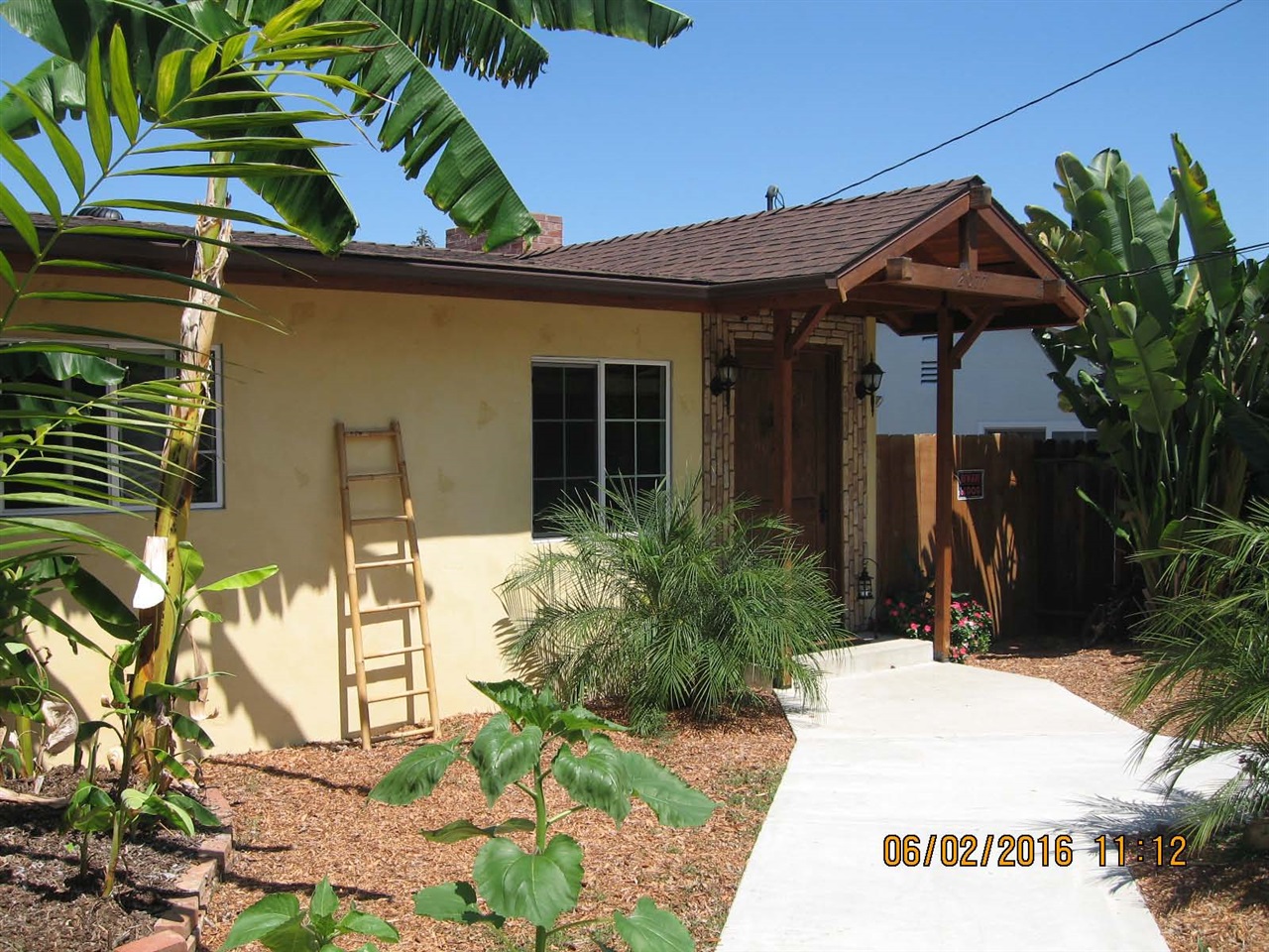 For Sale: 2077 Alexander Dr Escondido, CA 92025