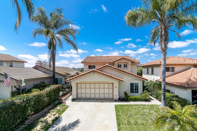 1040 W Country Club Ln