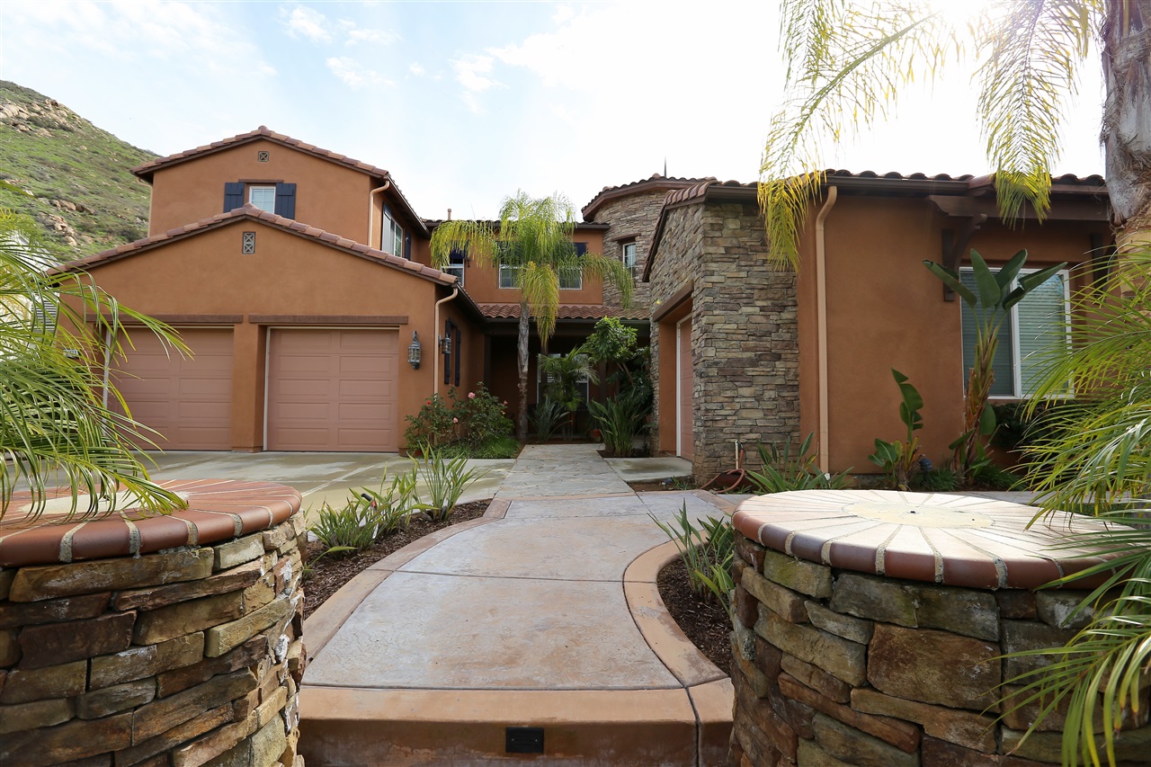 3282 Camino Marzagan