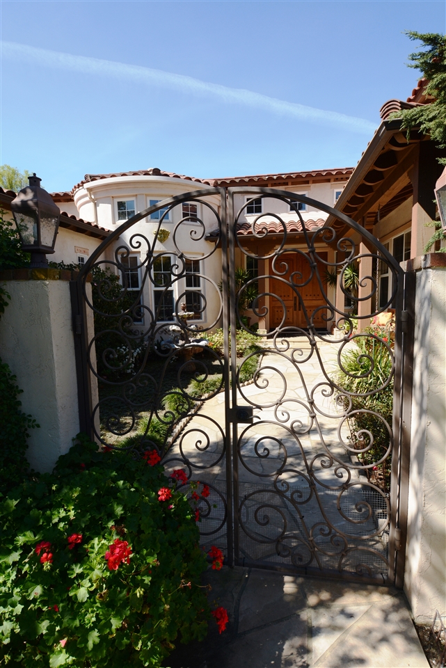 4344 Fallsbrae Rd