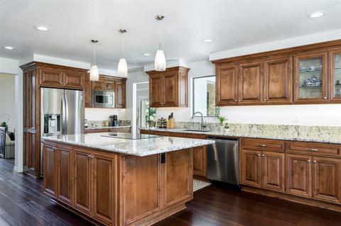 2855 Canonita Dr
