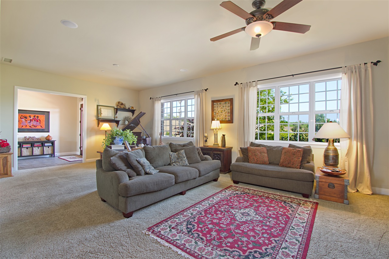 2356 Adler Creek Ln Fallbrook, CA 92028