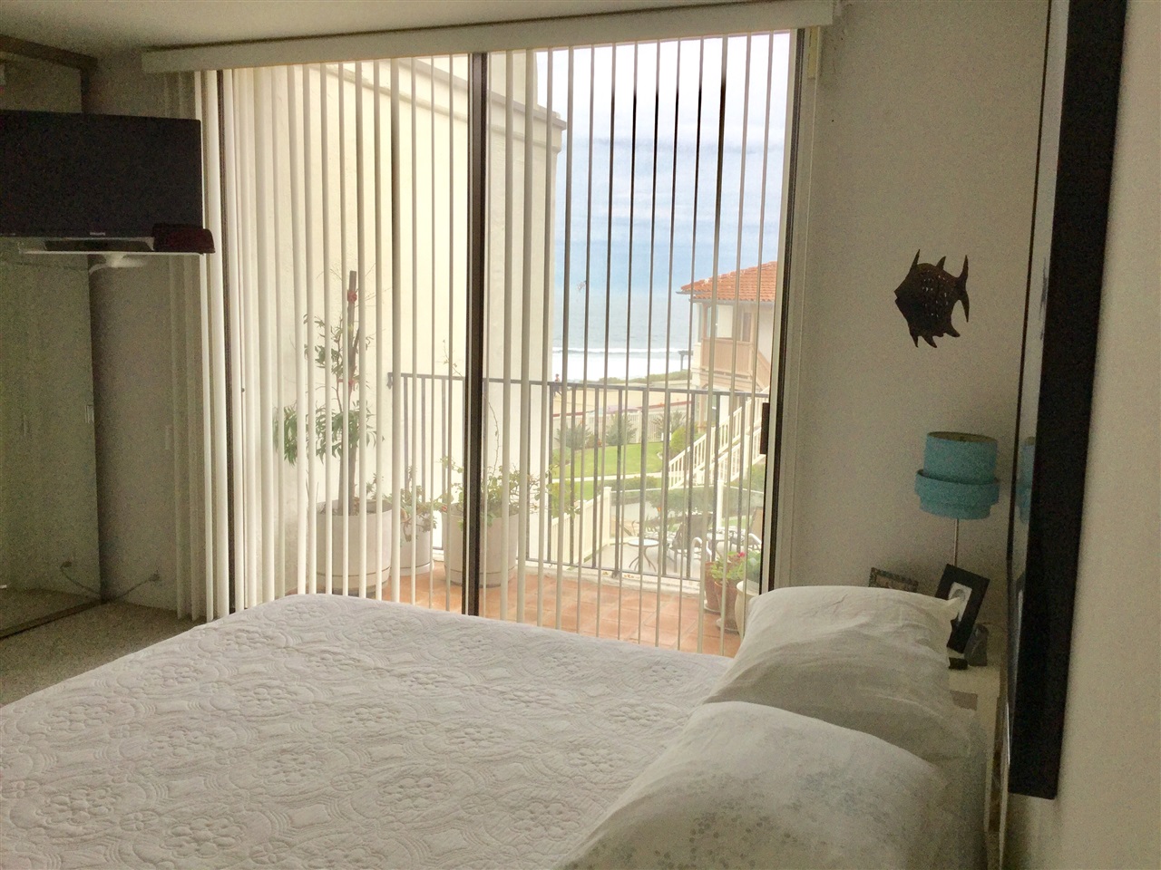 303 Coast Blvd #11