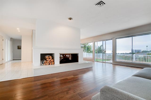 5701 Skylark Pl