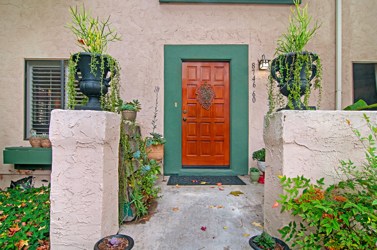 8746 Villa La Jolla Dr #60