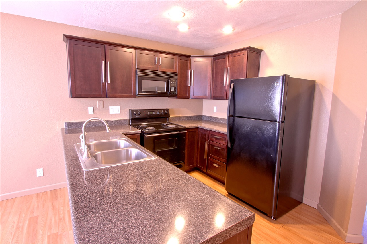 For Sale: 12616 Lakeshore Dr #46 Lakeside, CA 92040
