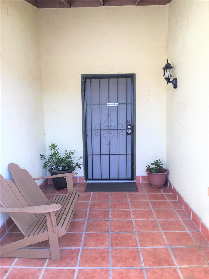 530 Calle Montecito #145