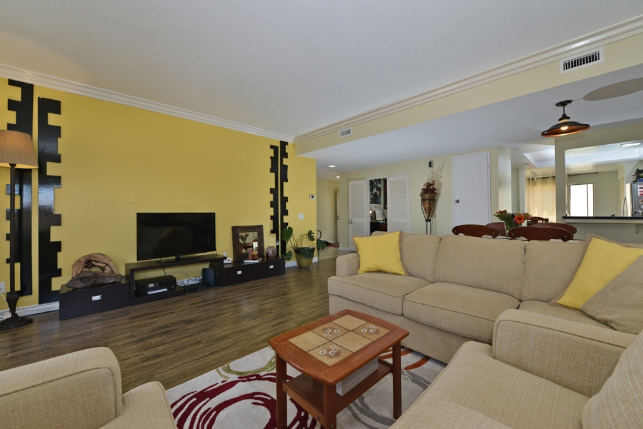 For Sale: 17804 Valle De Lobo Dr Poway, CA 92064