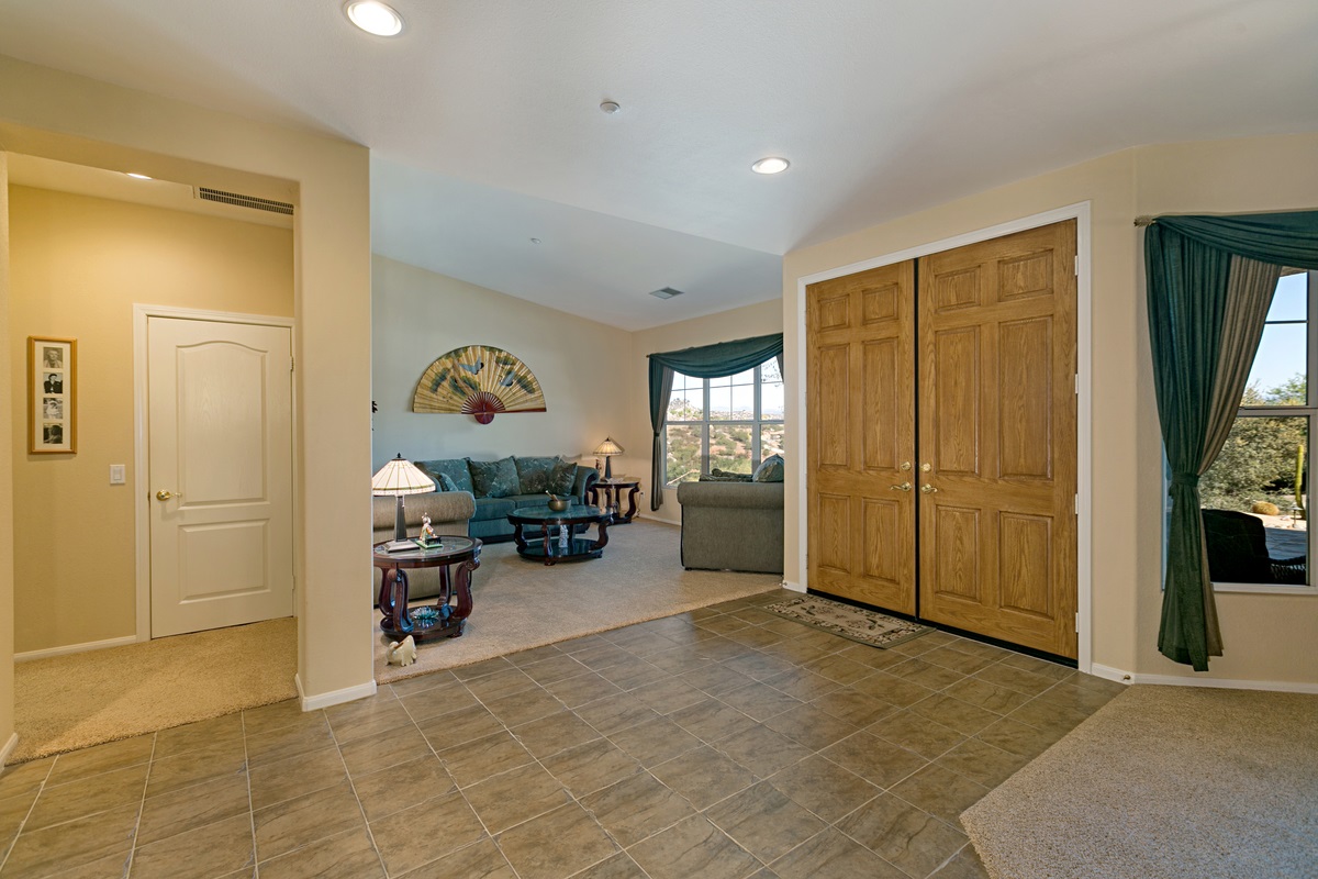 16585 N Woodson Dr