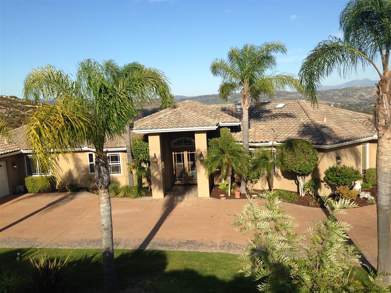For Sale: 2255 Los Altos De Cerro Ramona, CA 92065
