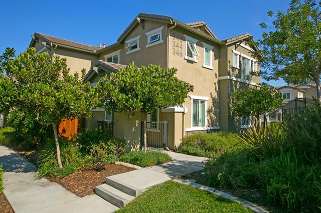 313 Crownview Ct