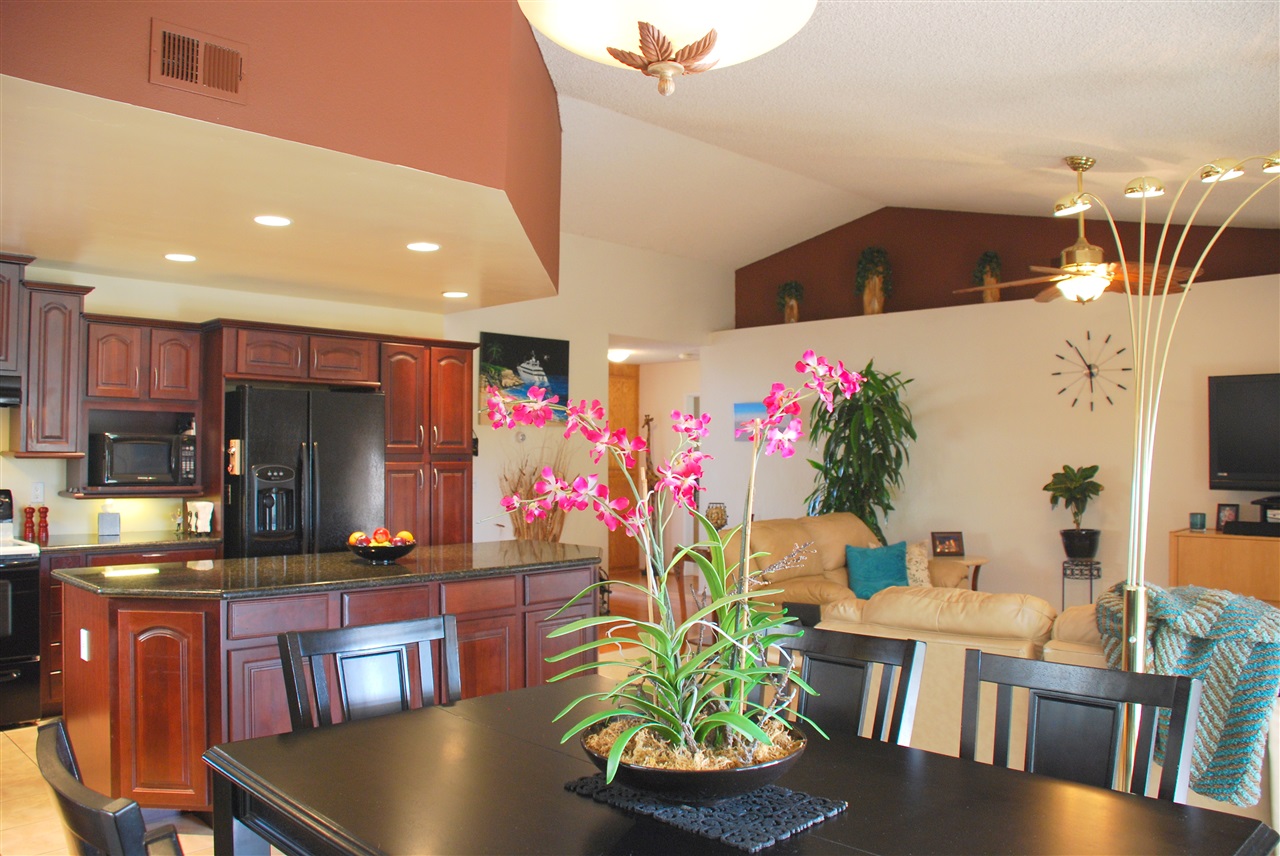 610 Maybritt Cir San Marcos, CA 92069