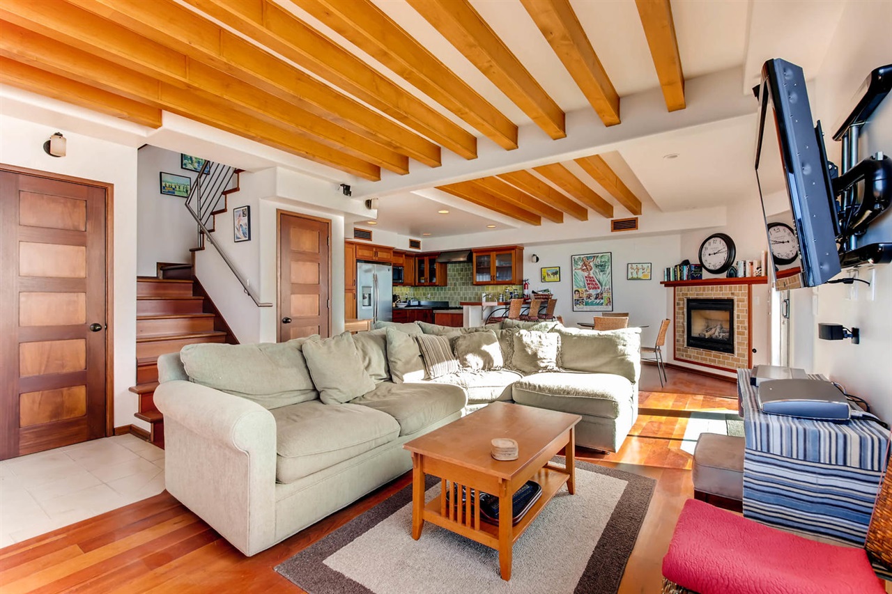 675 S Sierra Ave #10