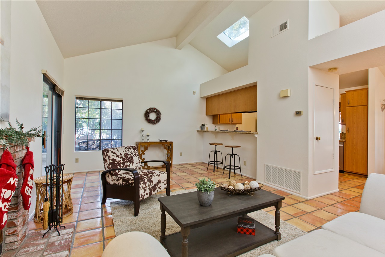 1830 Lucerne Cir
