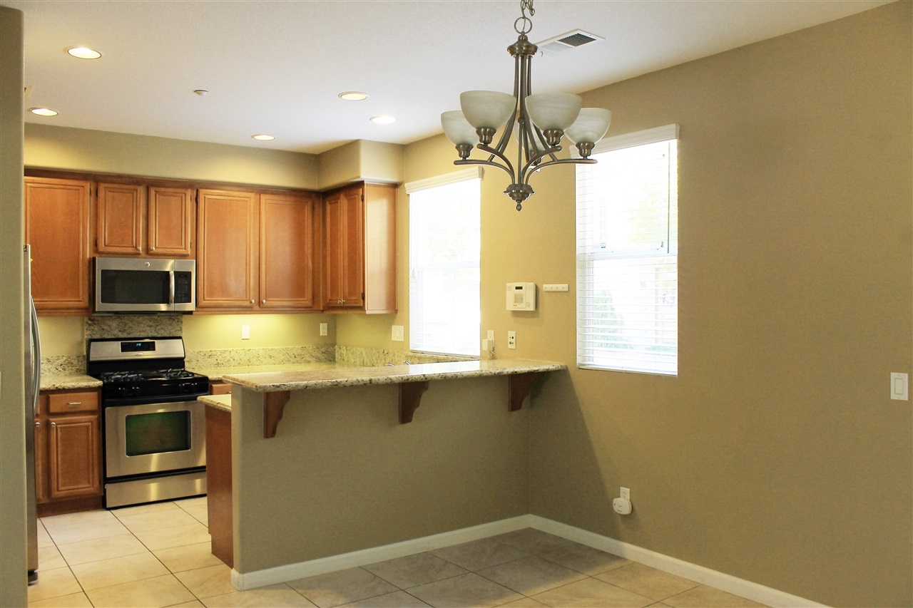 914 Mira Lago Way