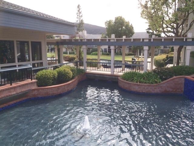 432 Edgehill Ln #97