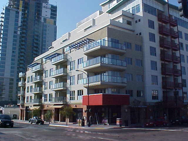 875 G St #207