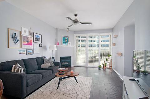 700 W E St #107