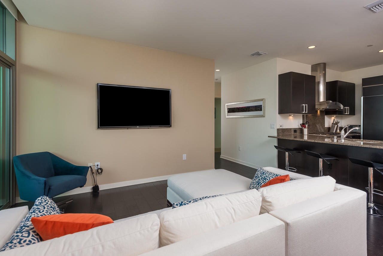 800 The Mark Ln #2601