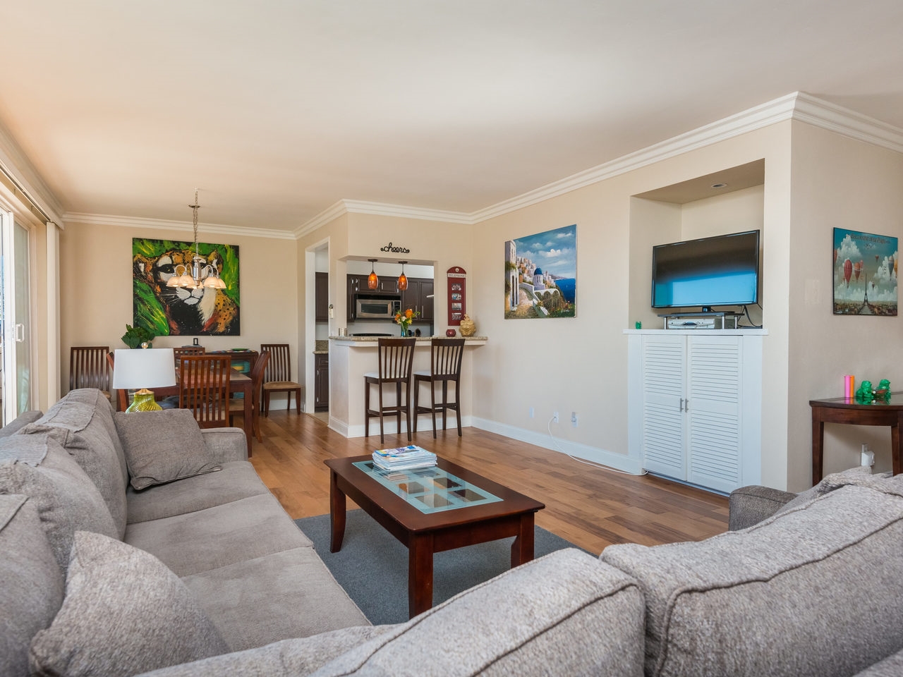 3217 Columbia #4