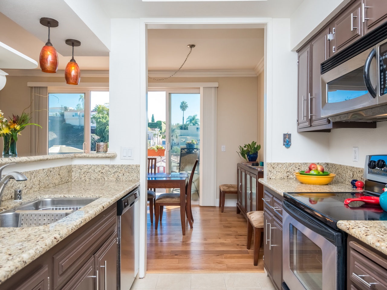 3217 Columbia #4