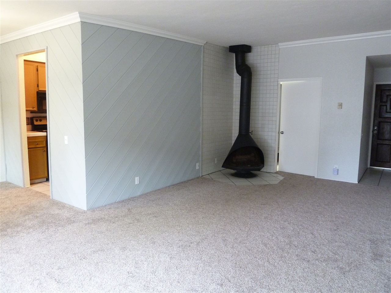 For Sale: 3972 Jackdaw St #219 San Diego, CA 92103