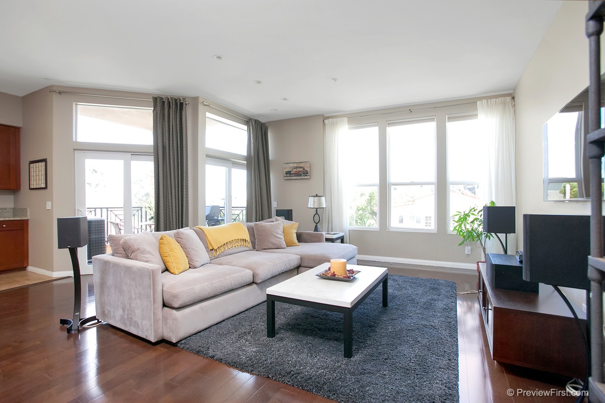 For Sale: 350 Nutmeg #307 San Diego, CA 92103