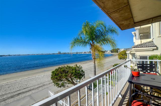 3750 Riviera Dr #3