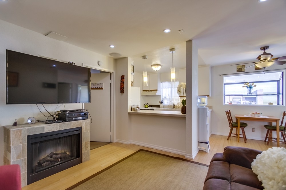 For Sale: 3140 Midway Dr #A307 San Diego, CA 92110