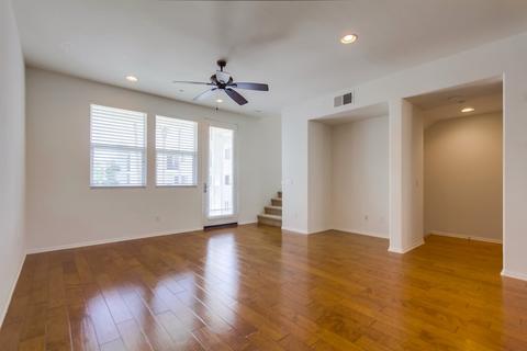 3232 E Fox Run Way