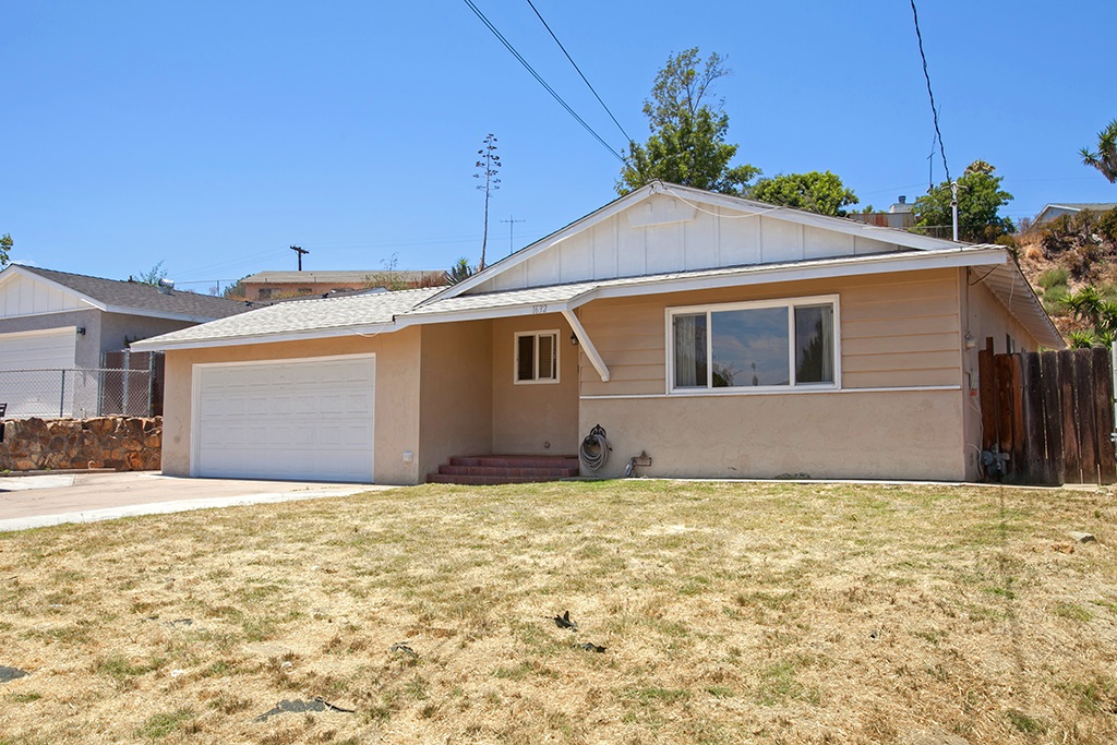 1632 Dartmoor Dr