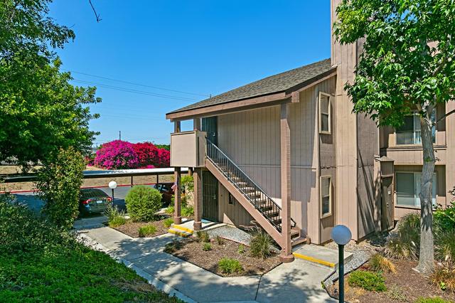 6556 College Grove Dr #48