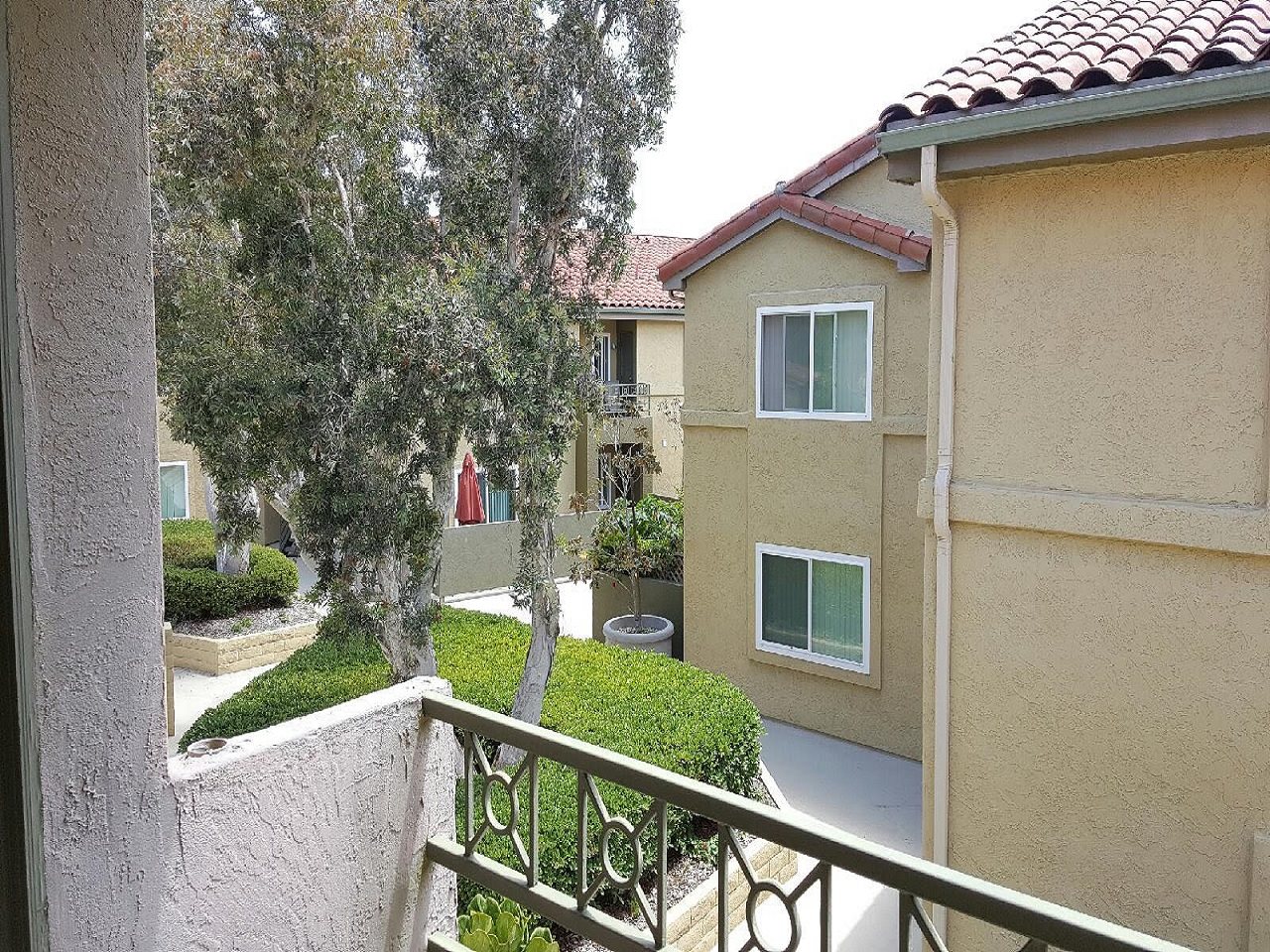For Sale: 7565 Charmant Dr #414 San Diego, CA 92122