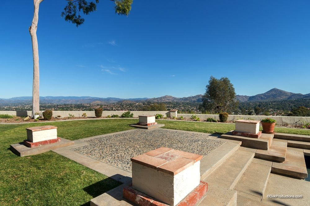12655 Avenida De Espuela