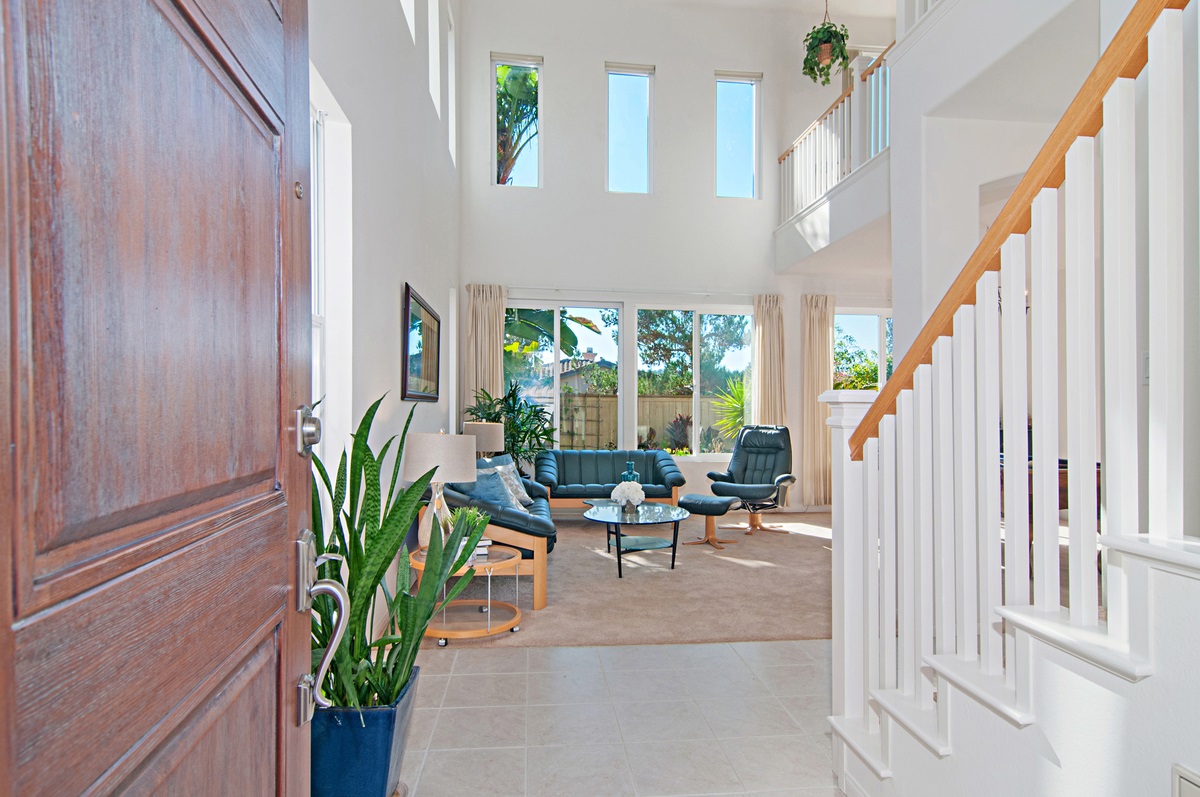3582 Torrey View Ct