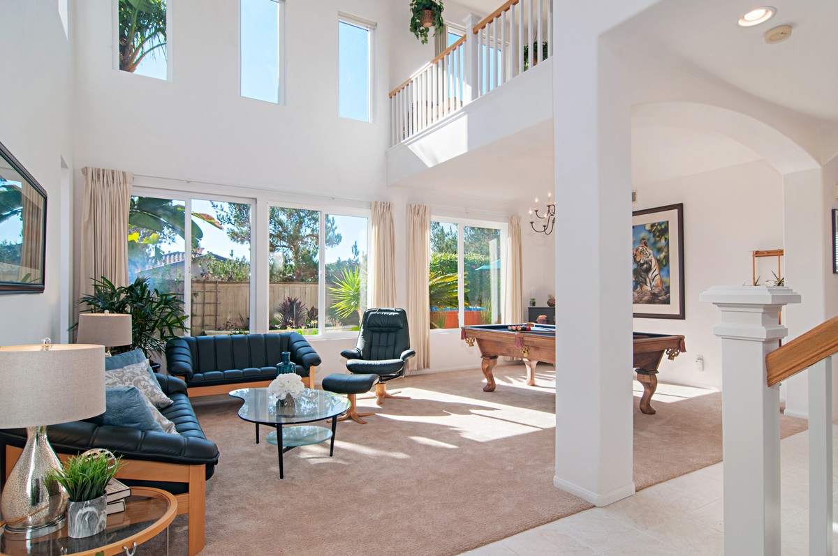 3582 Torrey View Ct