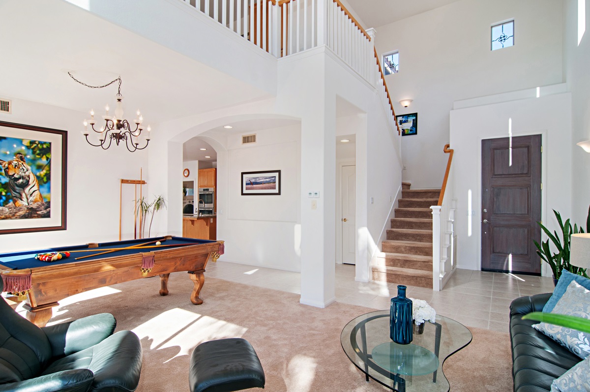 3582 Torrey View Ct