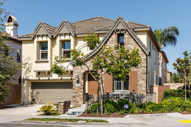 3759 Torrey View Ct