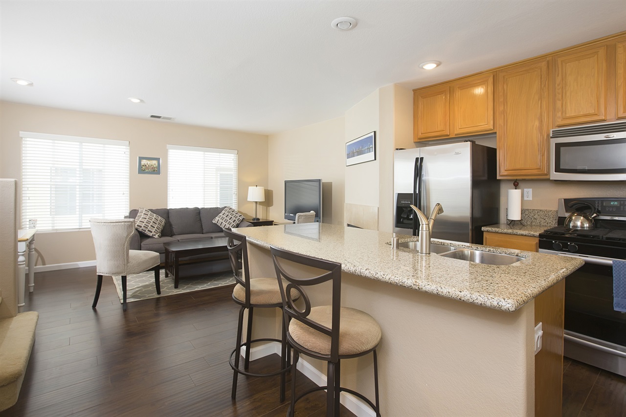 3806 Mykonos 14 San Diego, CA 92130