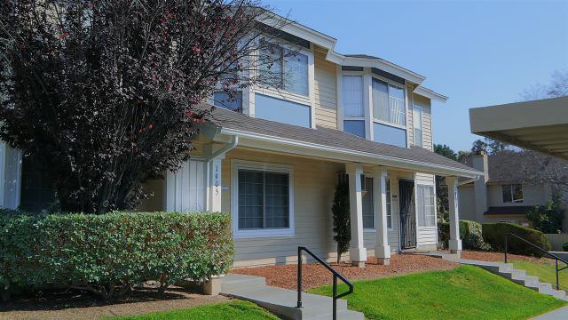 2229 Manzana Way