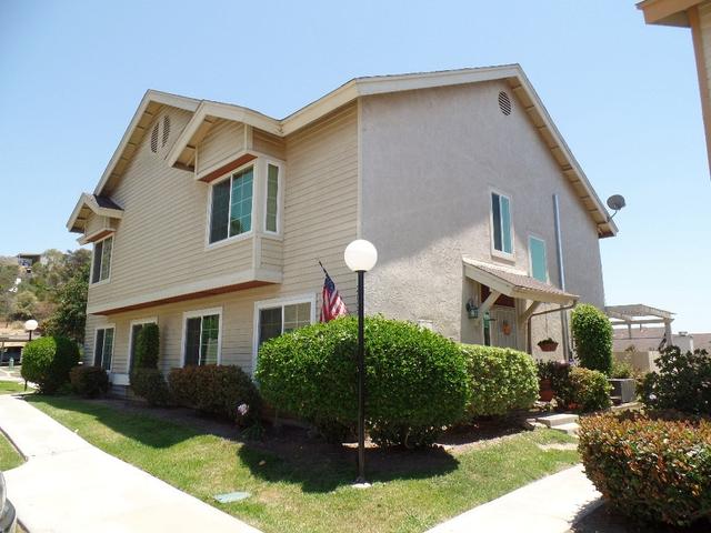 2229 Manzana Way