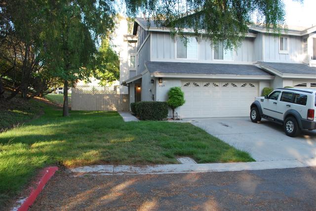 2229 Manzana Way