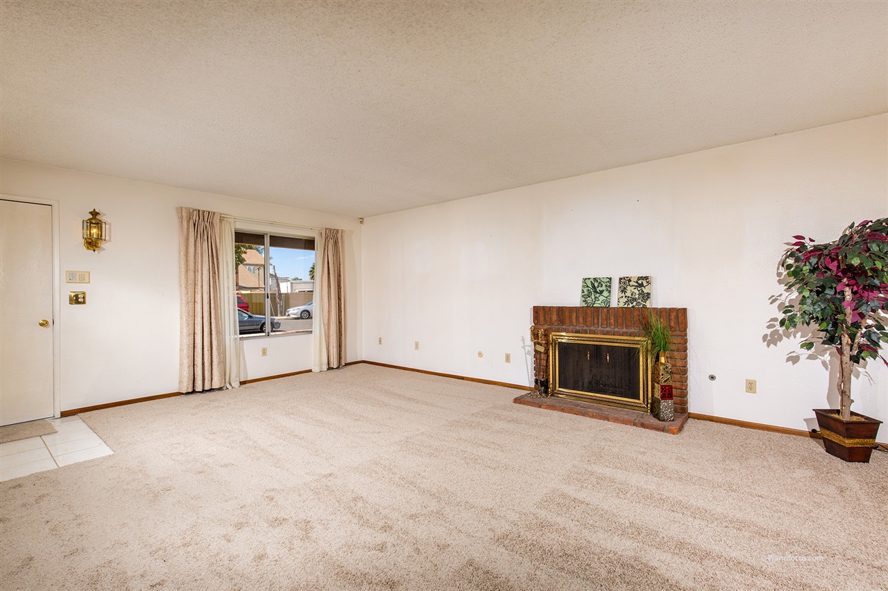 2570 Biola Ave