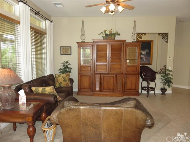 44730 Alexandria Vale